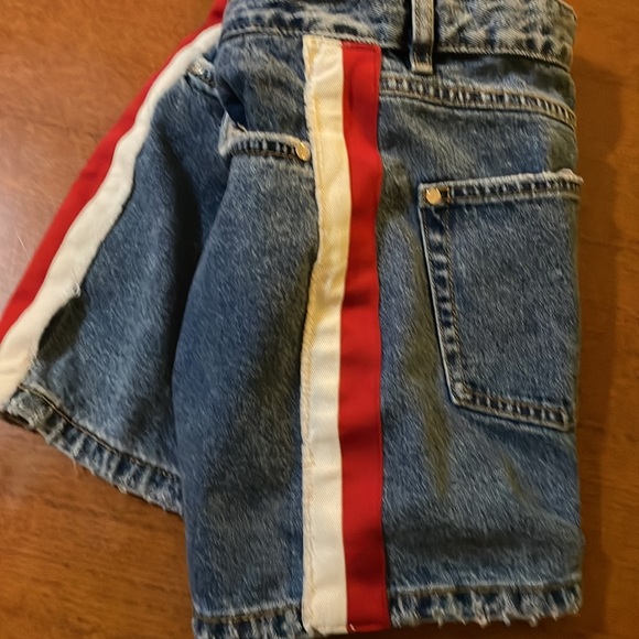 Mini Denim skirt with racer stripes - Picture 3 of 5